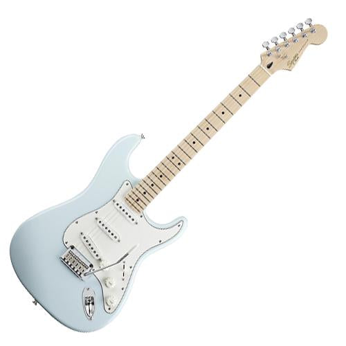 Squier 0300500504 Deluxe Stratocaster Electric Guitar Maple in Daphne Blue