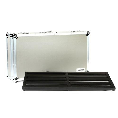 Pedaltrain PTCLPTC Classic Pro 32" x 16" Effects Pedal Board w/ Tour Case for Effects Pedal